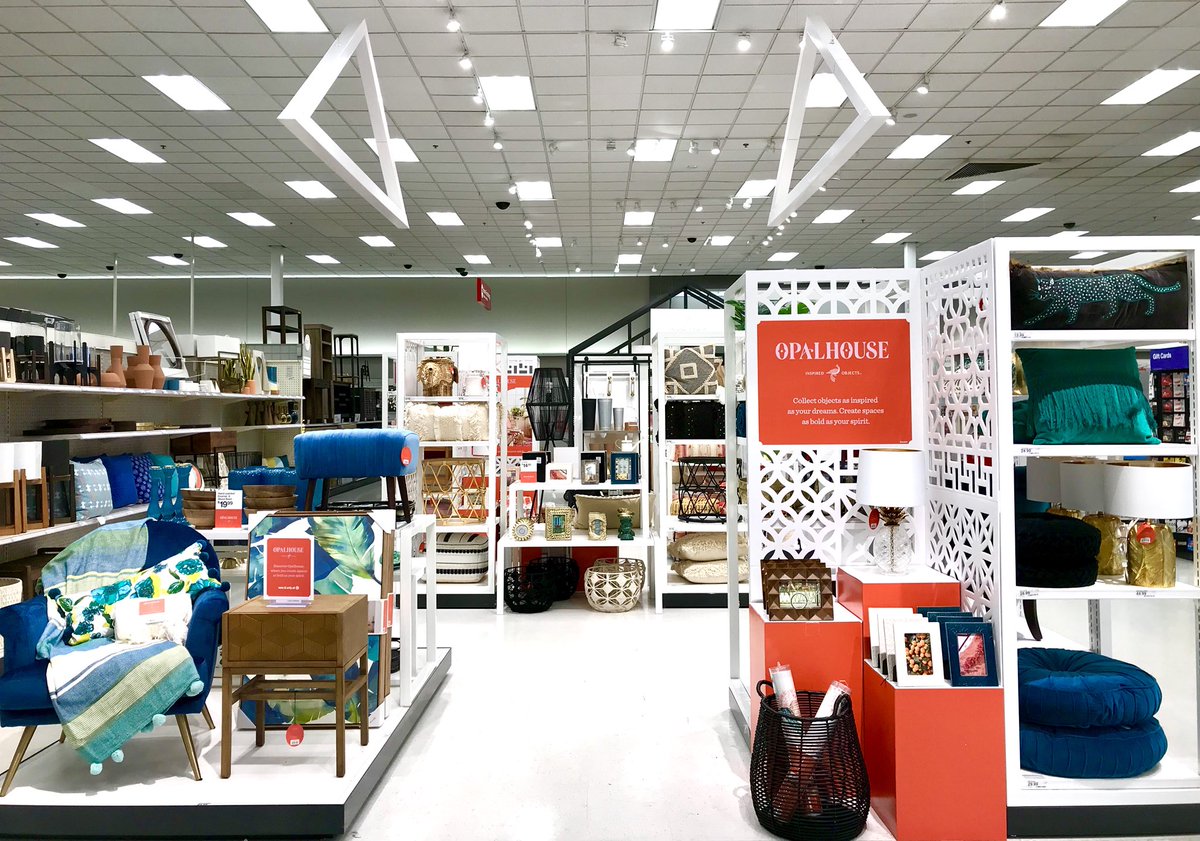 Lisa Kremer tweet media