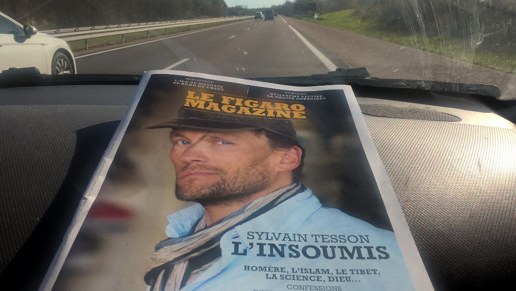 FrancoisBrabant's tweet photo. Lecture de vacances. Penser contre soi-même, comme dirait l'autre. #ehouais #verslesud https://t.co/ZjXttA8H7O