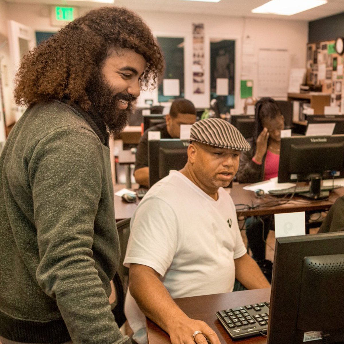 EndChildPovCA's tweet photo. In the Bay Area and feeling pinched this tax season? Our partner @rubiconprograms can help. They offer free tax-prep services to those who need them most. Learn more.
#EndChildPoverty #RubiconPrograms #TaxTips
Photo via @rubiconprograms
https://t.co/btcDClIEWI https://t.co/2JTM6eUiRj