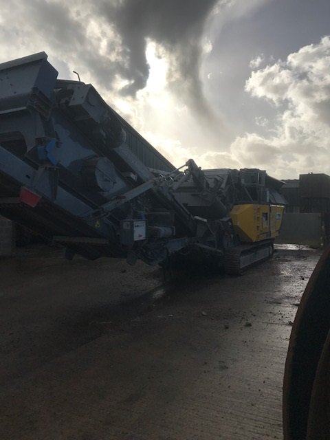 findmymachine1's tweet image. FOR SALE :Rubble Master RM100 GO! impact crusher Year : 2014 ; Hours : 3039
 This machine has been owned and operated since new and comes complete with screen deck and oversize reefed system fitted for one pass product manufacture
#rubblemaster #crushing #findmymachine