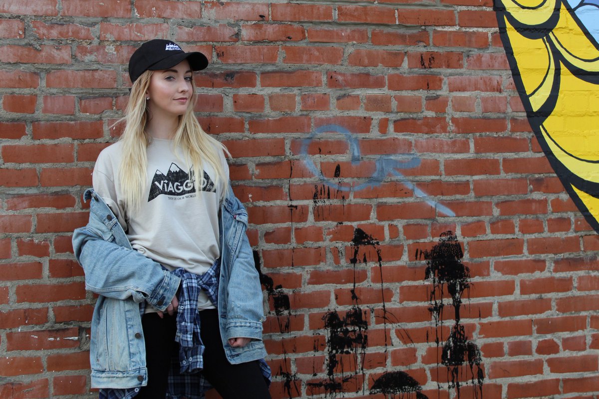 ViaggioApparel's tweet photo. Want a FREE Vintage Sanded Viaggio T shirt, not yet for sale? RETWEET this tweet for a chance to win! *Must be following* #GIVEAWAY https://t.co/I4mCEE4d9G