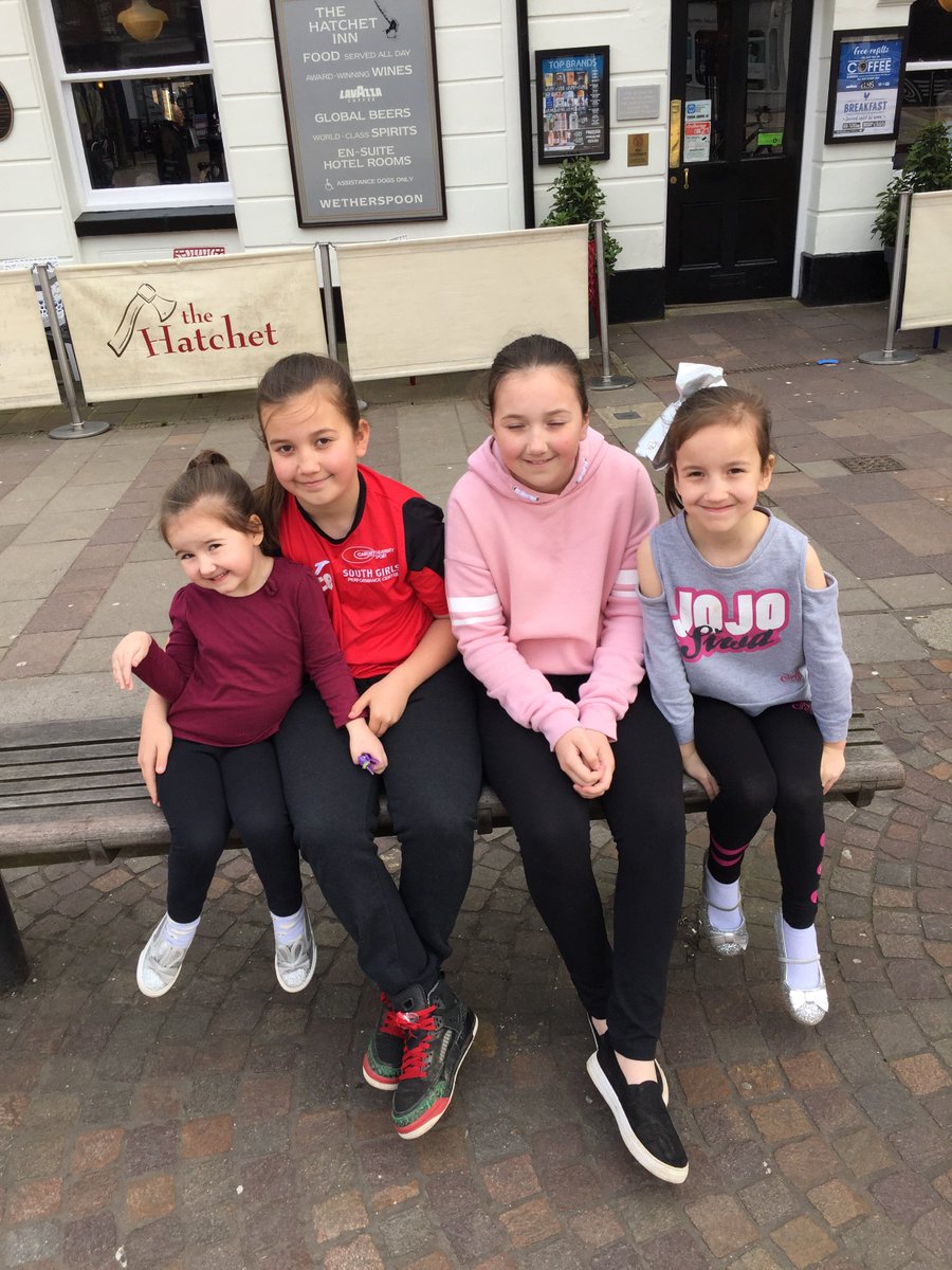 Enroute to support <a href="/FAW_Womens/">Wales Women's Team</a> Vs <a href="/Lionesses/">Lionesses</a> <a href="/SouthamptonFC/">Southampton FC</a>
C’mon Wales 💪🏻⚽️🎉💪🏻⚽️🎉