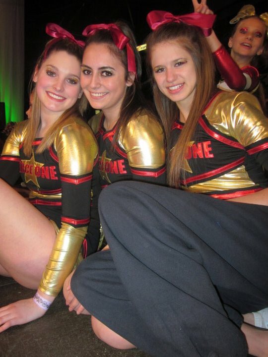 alyssamalette4's tweet photo. Nationals throwback! #Canada #Germany #10yearsofCheer https://t.co/RcvlUAF41u