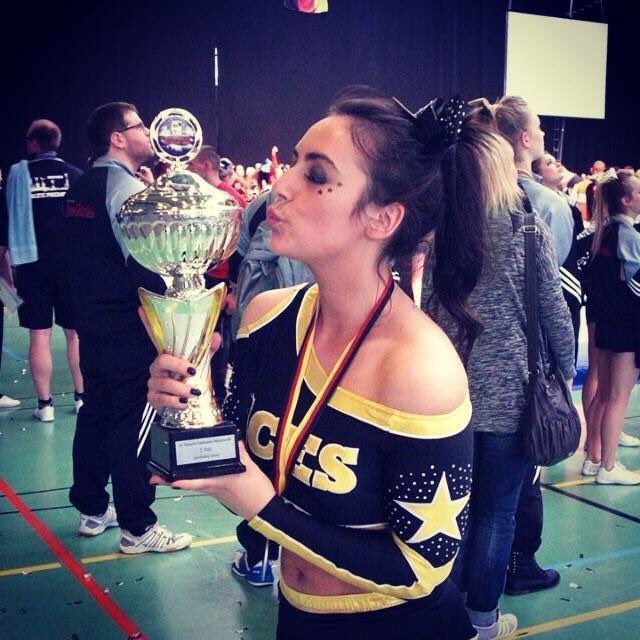 alyssamalette4's tweet photo. Nationals throwback! #Canada #Germany #10yearsofCheer https://t.co/RcvlUAF41u