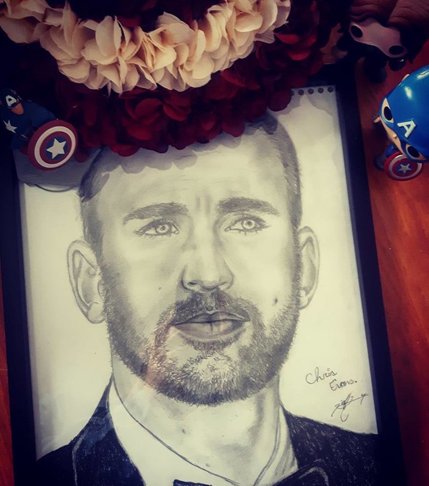 ZeldaSource's tweet photo. @ChrisEvans @Avengers You look simply amazing, @ChrisEvans ! Really love that @CaptainAmerica new style with the beard and this whole new uniform :D ! (btw, look at my drawing of you, plz :D !!) https://t.co/4fUu3hOuCq