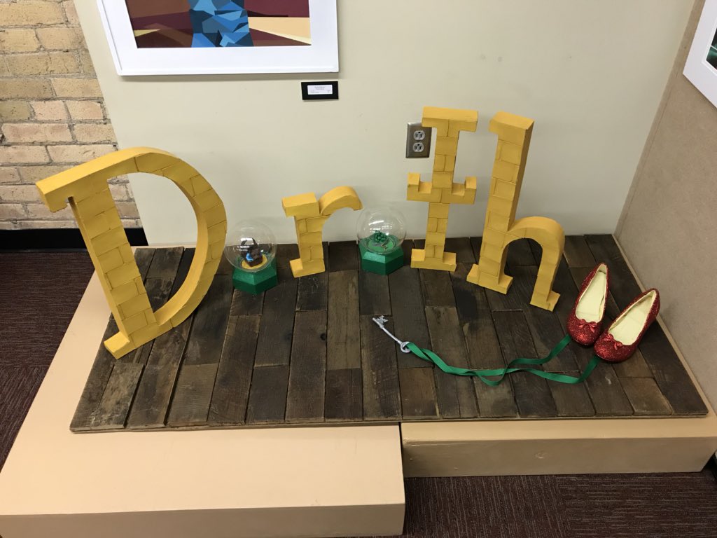 USFFW's tweet photo. We are so excited for the School of Creative Arts Student show! Here are some sneak peeks - you’ll have to come tomorrow from 5 - 7 pm to see more amazing artwork! #art #soca #hardworkdoespayoff https://t.co/2FwxABXCnC