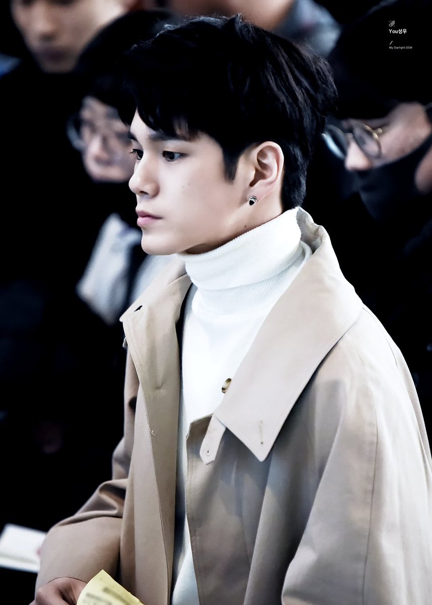 isonghaa's tweet photo. ong seongwu and kim mooyeol can pass easily as father and son https://t.co/H09nCOW9S5