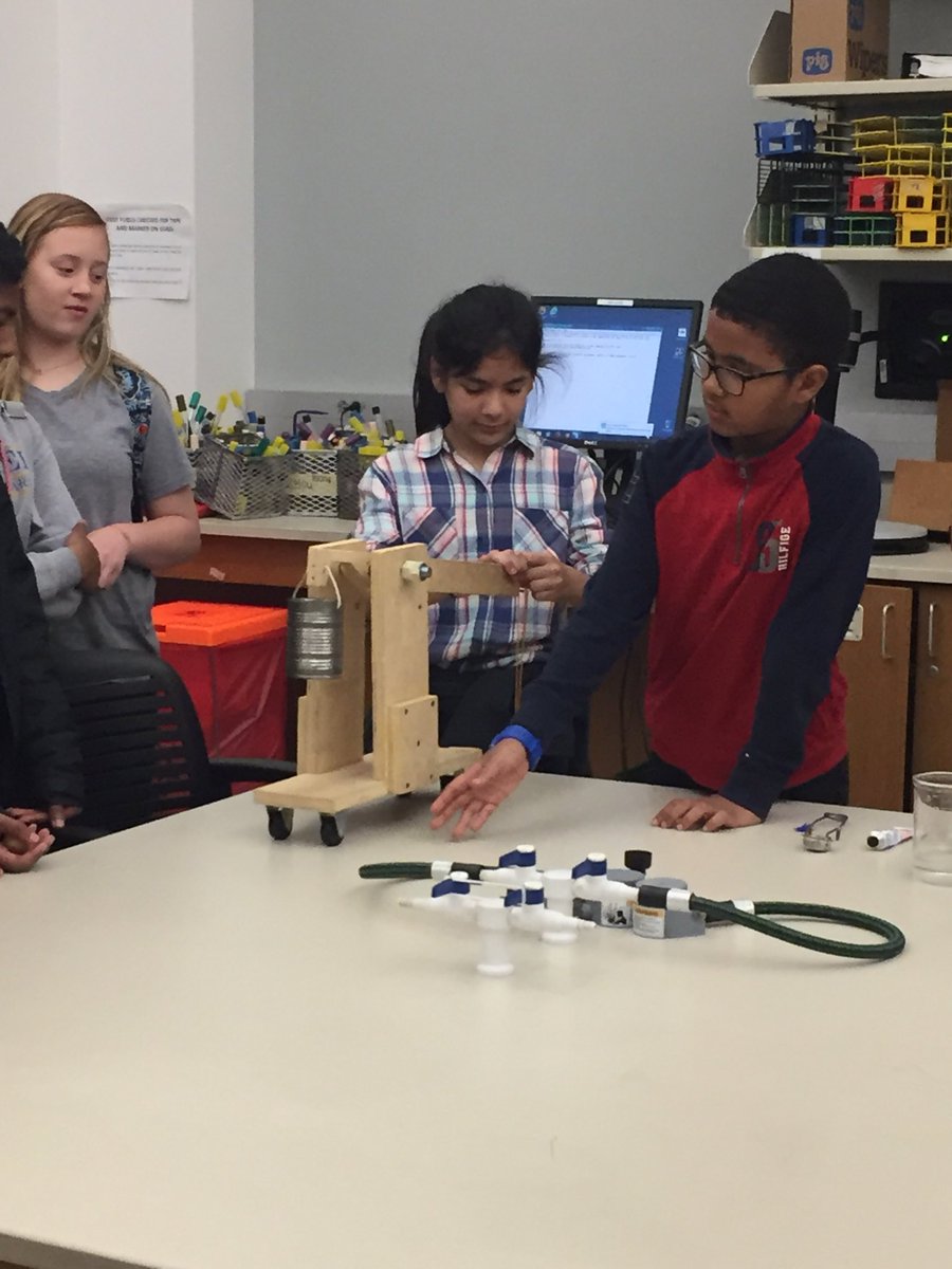 hodges223's tweet photo. Working on our catapult @aggietharp https://t.co/TPdAXN2Dd2