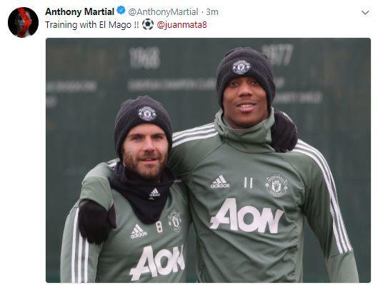 ManUtd's tweet photo. These two 😍 https://t.co/9jarCmTjUd