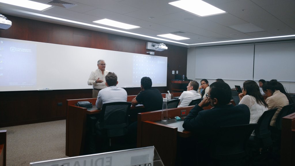 evictorperez's tweet photo. Excelente sesión Q&amp;A con el presidente de directorio de Yobel SCM, Sr. Aquiles Díaz. @PacificoBS https://t.co/KJJZ9tzNvk