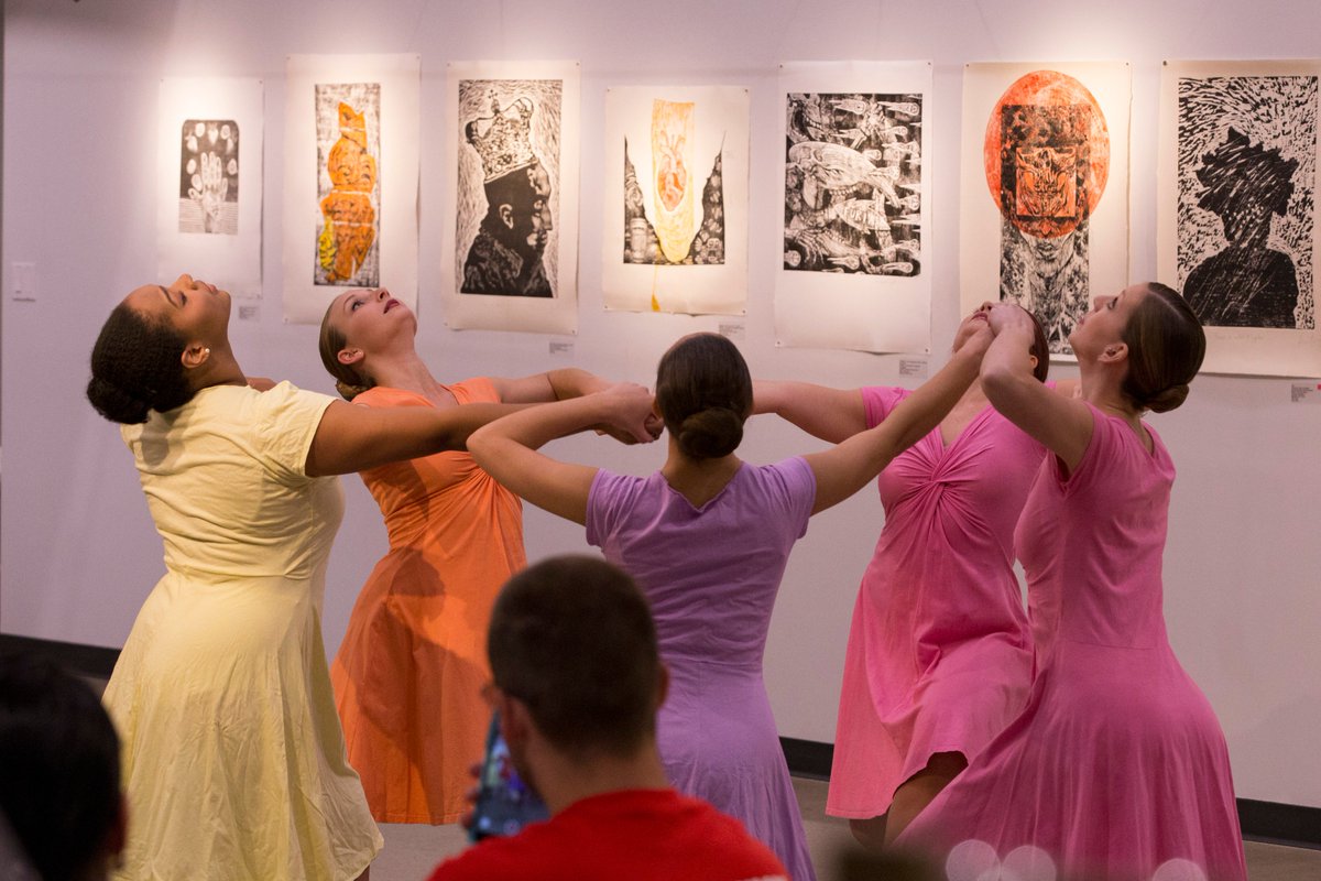 SEMissouriState's tweet photo. #9: Plus one night a month to visit those museums and galleries while you get your fill of entertainment, eating and shopping during #FirstFridayCG https://t.co/8DS5wSULn7