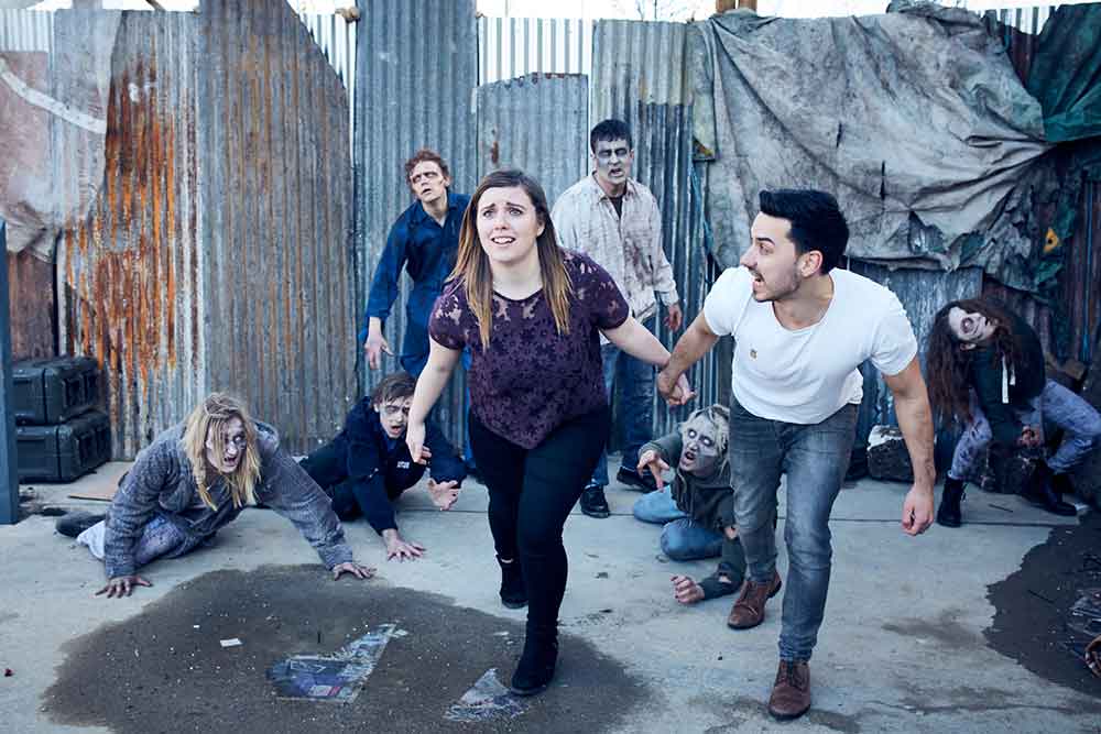 Blooloop's tweet photo. .@HolovisInt deliver multisensory experience for The Walking Dead: The Ride coaster at @THORPEPARK #TWDTR https://t.co/ZIlqQfGc8r https://t.co/OyYqHHAh58