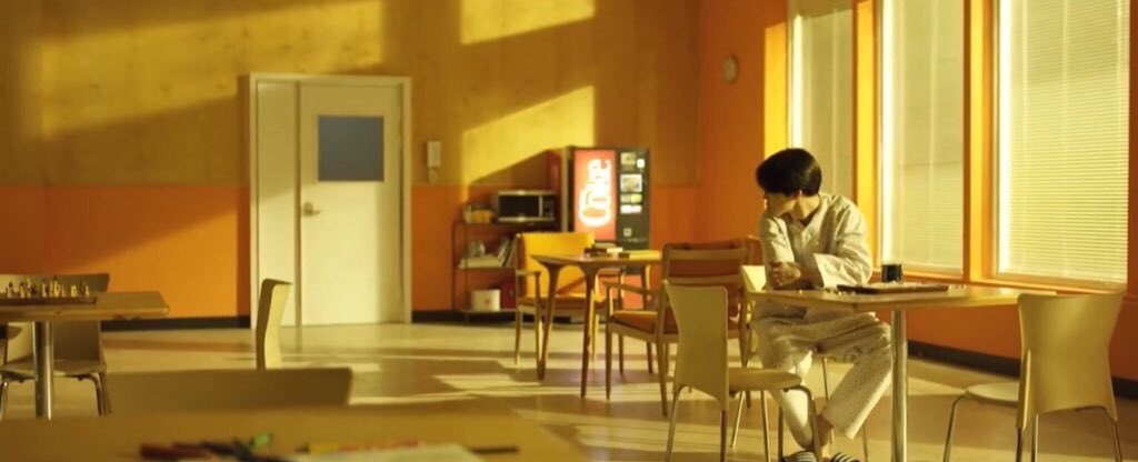 Monie_MOONCHILD's tweet photo. @trueIovebangtan @taejinly @BigHitEnt @BTS_twt Yes 😭 the thing is if u think about the whole theory of time travel - if a person dies but gets rescued then someone else has to take the place.This reflects to the story of #omelas. lots of ppl think it might be Jimin since he’s always alone)#BTS_EUPHORIA #BTS_WONDER #Euphoria https://t.co/uNUqSXBkiJ