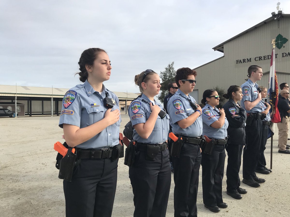 ClovisPolice_CA's tweet photo. CPD Explorer #Post355 is in Tulare this weekend competing against other Posts from all over CA at the 2018 Central Valley Law Enforcement Explorer Competition! They are competing in scenarios such as CSI, domestic violence, traffic stop, obstacle course, & more! #PoliceExplorer https://t.co/YSrfczCmxa