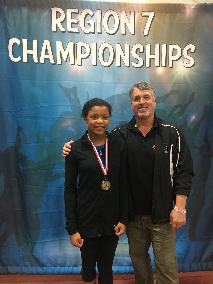 tim_fausnaught's tweet photo. USA Gymnastics Region 7 Vault Champ! #amazing #GoHailey #blessed #fausnaughtfamily #dynamats https://t.co/U4G66ZRLW6