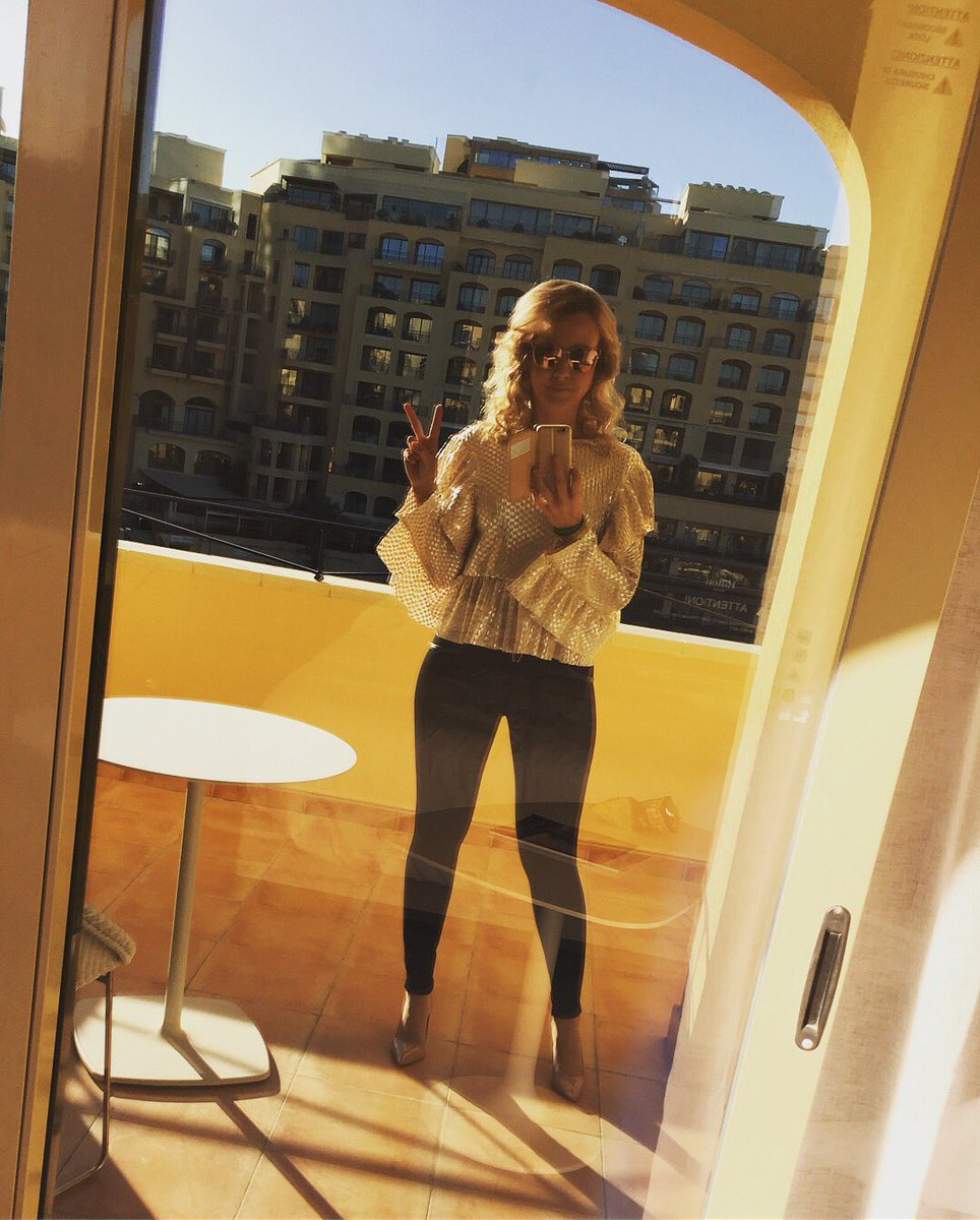 noorakarma's tweet photo. I’m ready to win the European Championship of Roulette 💫⭐️🌟✨ Vamos ✌🏽 #casinoeuro #roulette #magicmum #finnishteam 🇫🇮 https://t.co/fKjr1BVAMz