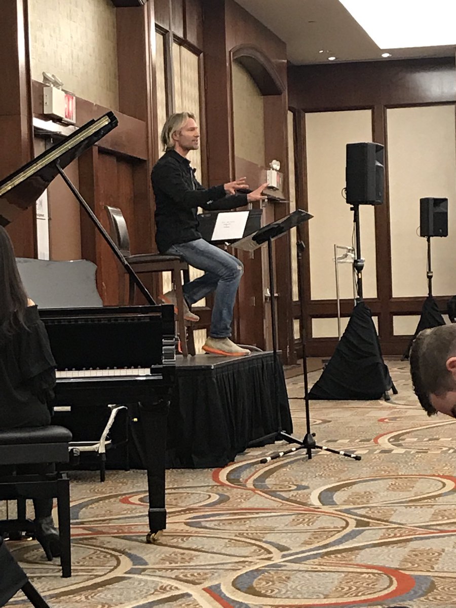 wcsRHSlr's tweet photo. First rehearsal in NYC with Eric Whitacre and 59 Ravenwood singers!  Incredible music making going on! #dciny #ericwhitacre https://t.co/zgANdDQve8