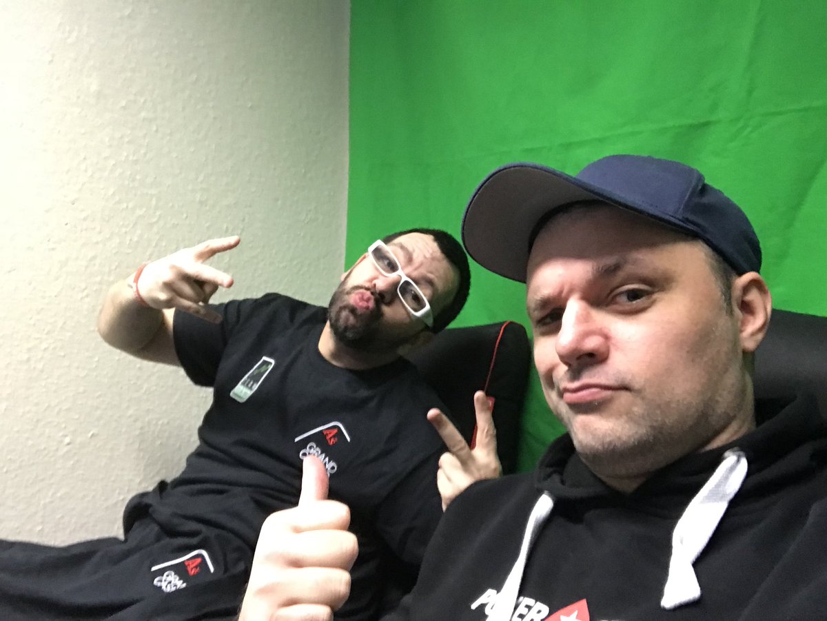 pantau777's tweet photo. Jetzt live auf @Twitch 
Hier der Kanal: https://t.co/tfdGTqG28e Wir verlosen ein Full Package im Wert von 250 Euro. Schaltet jetzt ein und macht mir. Gast ist @MrTalk1 #wahnsinn #abgehjts https://t.co/vX4Z7AO0fd