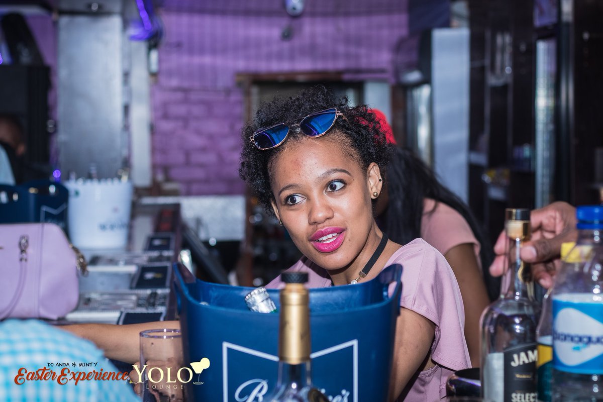 NinziMoses's tweet photo. Vibes. This past weekend eClubini | @YOLOLounge_QTN | #eventphotograph https://t.co/j2R3C6BCpI