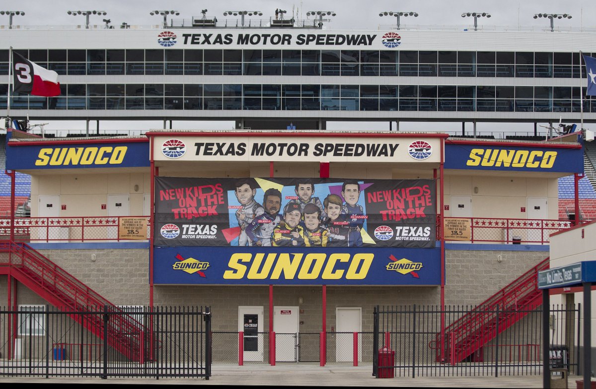 Here's what you need to know if you're headed to Texas Motor Speedway this weekend. #NASCAR #TMS

star-telegram.com/sports/nascar-…