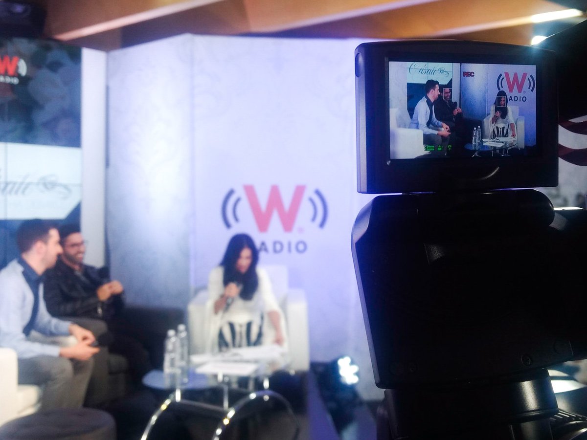 RecordArteFilms's tweet photo. Ya estamos en la cabina de "W Radio" conociendo a Pablo y Luis, ganadores del Cásate con @marthadebayle y empezando su #VideoDocumental.

#CasateConMarthaDebayle #MarthaDebayle #boda #video #fotocel https://t.co/w5dgOUMFOv
