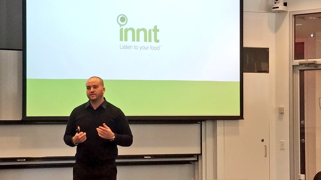 EmoryGoizueta's tweet photo. .@JoshuaSigel 02BBA, COO at @innit shares his story of entrepreneurship as the final presenter during the alumni spotlight session. #MeetGoizueta https://t.co/z7kNgSMV2w