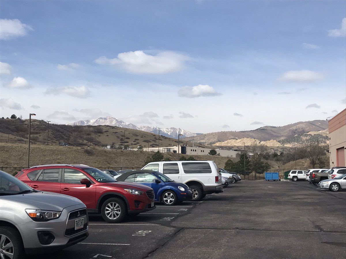 EPCPublicHealth's tweet photo. This is the view on the way to the Citizen's Service Center for #WalktoWorkDay. What did your walk look like? #ThisisCOPH #NPHW https://t.co/Xv5QQF8L0M