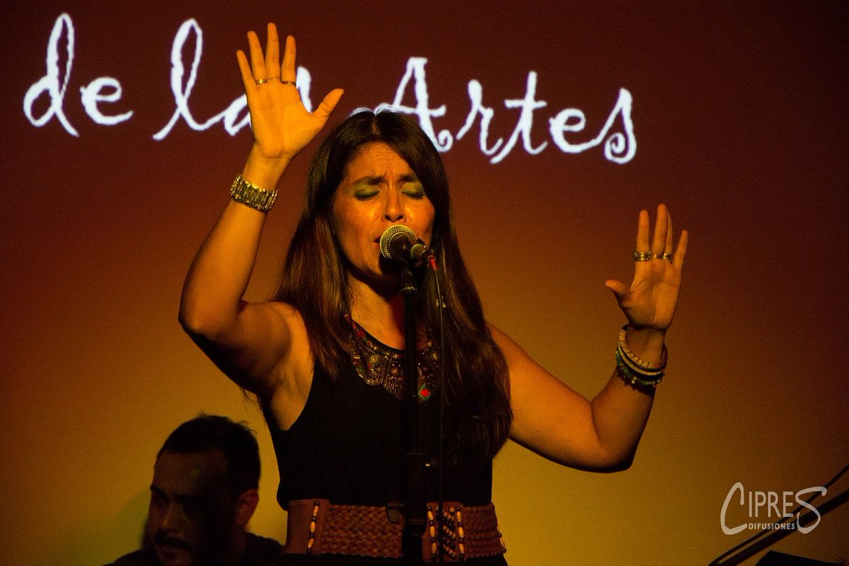 Gran presentación de <a href="/patriciac_gomez/">Patricia Gomez</a> en el #SolarDeLasArtes