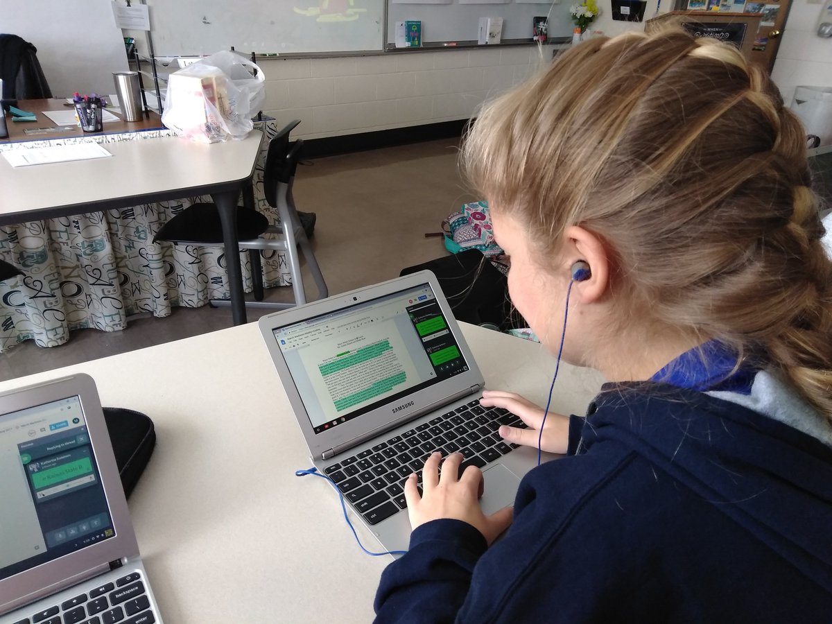 Miss_SummersND's tweet photo. Used a new Google Add-On today called Kaizena.  It allows teachers to give verbal feedback on Google Docs.  My students LOVED it and it saved me so much time!!  #weLoveNotreDameofDepere https://t.co/oCxwvAXPUj