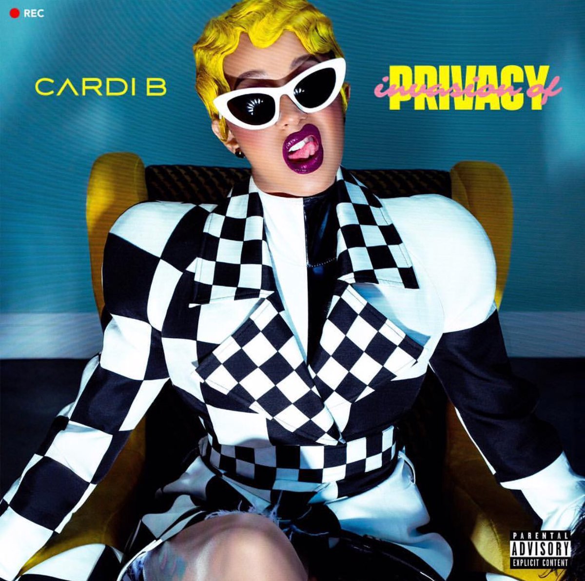 thesocialloft's tweet photo. @iamcardib does an amazing job with transparency on social media. Take note, artists. Followers don’t want the fake you. Congrats again on #InvasionOfPrivacy Cardi! 👓 https://t.co/Q4kLuCSJRc