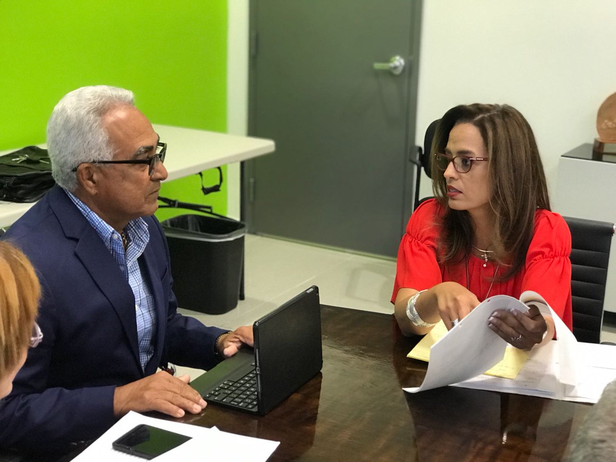 rossana_pr's tweet photo. Gracias al presidente de la Liga de Cooperativas de Puerto Rico por esta productiva reunión sobre la #CooperativaEnergética que propuse hace varias semanas. RLL  #CooperativaNacionalDeEnergia #EnergiaCiudadana #AEE #Cooperativas #Cooperativismo #PS865 https://t.co/S1YO8uI9uH