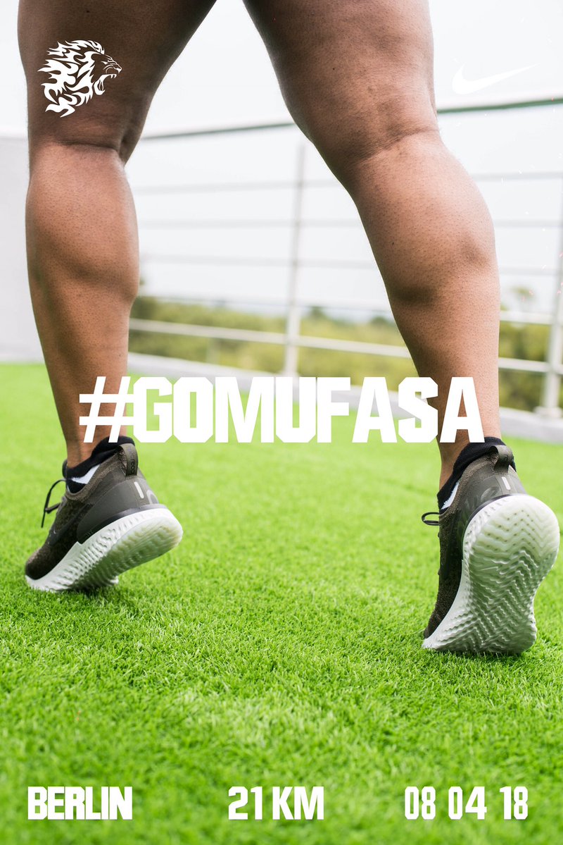 ZachSeptember's tweet photo. @CassperNyovest Damon man  you too far nehh https://t.co/pY0C6E28F7