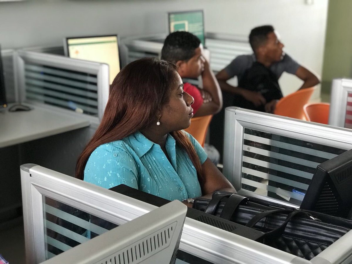 CTCRDO's tweet photo. Finaliza «Taller de reforzamiento en el uso de la plataforma virtual» a colaboradores para motivar a jóvenes y adultos a que se integre a las nuevas tecnologías. Conoce más 👉🏽 https://t.co/uvqdTiCv9H #TalleresCTC #CTCVirtual https://t.co/S3ZNb1rLTU