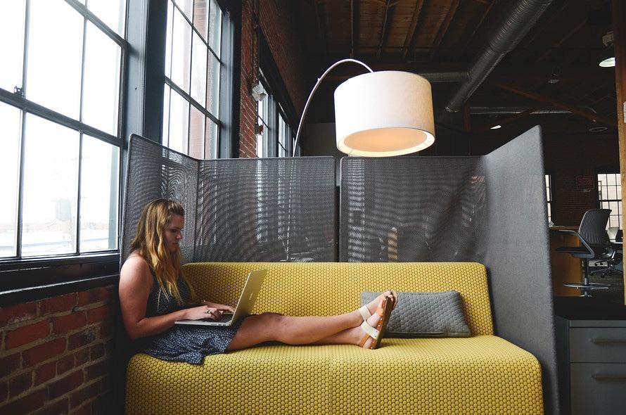 Trendbrew's tweet photo. Online shopping doesn't have to be a solitary thing, make it fun! Connect with other shoppers, follow trending blogs, and enjoy the experience!
.
.
#fashion #boutiques #trendsetter #shop #springtrends #trendingnow #shoppingonline #brewtrends #trendbrew #rewards #socialcommerce https://t.co/vmyIz4addI