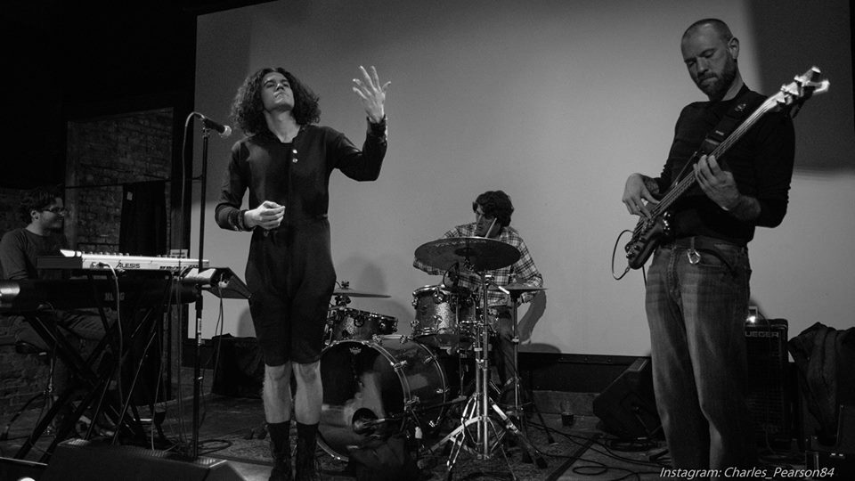 recordbrckrsCHI's tweet photo. Rad Fake Productions Presents : 
@SmearCampaignHQ w/ 
Brass Calf and Modaff
at Record Breakers, Sat 07-April
All Ages and FREE ! https://t.co/O5kGG9BihG