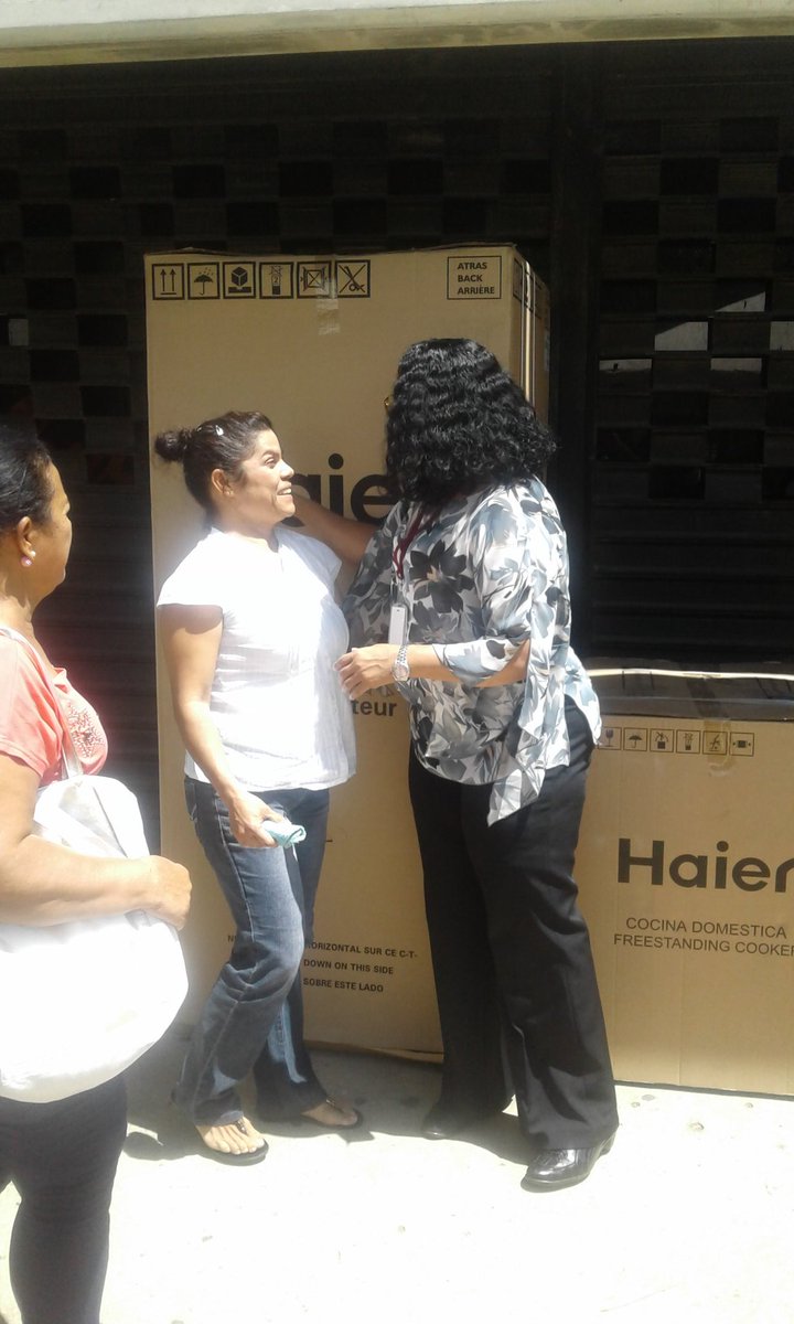 mbermudez_21's tweet photo. #Hoy Felices tod@s nuestr@s docentes activos y jubilados en Maracaibo edo. Zulia @IpasmeOficial sigue trabajando para el pueblo de Chávez! https://t.co/GgvIXkiAmj