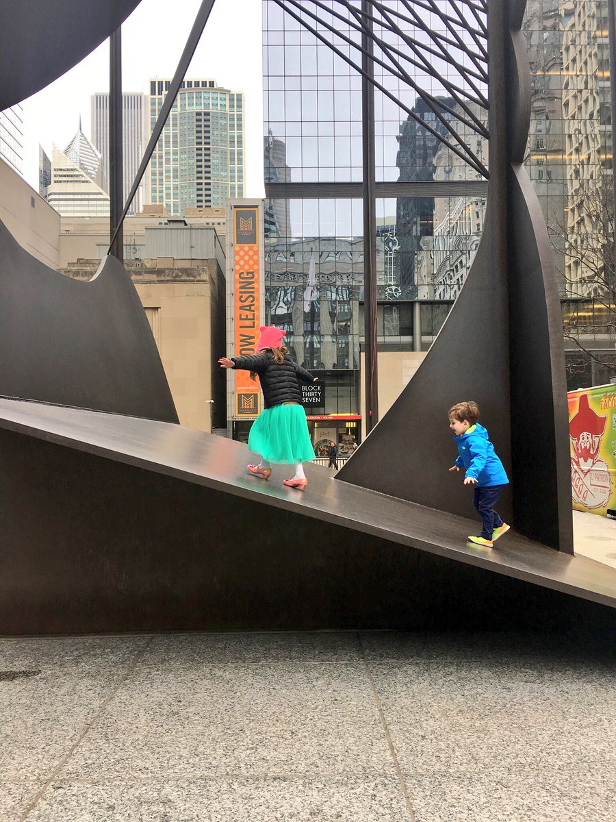 Carroll46's tweet image. Big Friday morning: ride on the @cta Blue Line to City Hall to get a @chicityclerk #ChicagoCityKey (thank you @kmoconnell4 and @klefurgy), a visit to Council Chambers (thank you @bnemec08), and some good ol’ fashion fun at the #Picasso in Daley Plaza #SweetHomeChicago #GetOutside