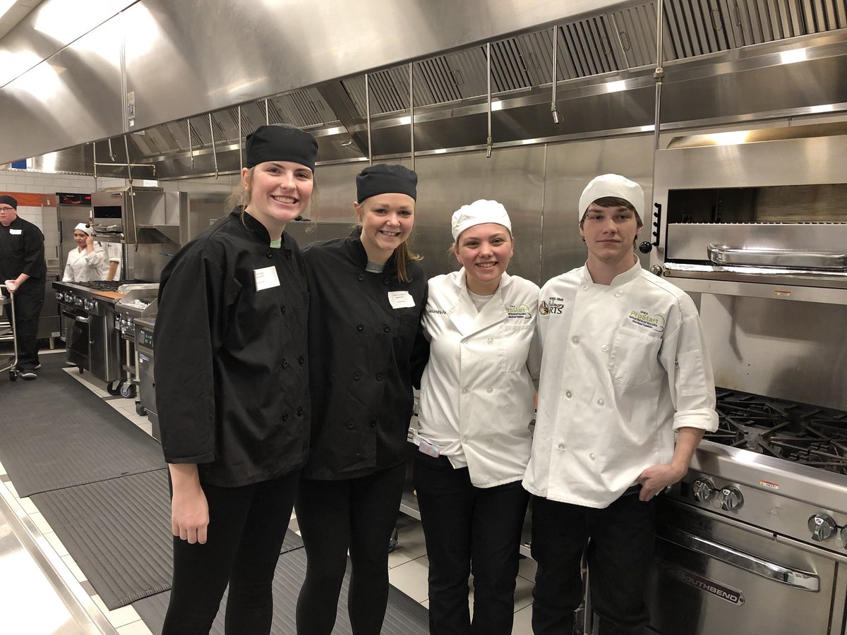 828Deb's tweet image. 