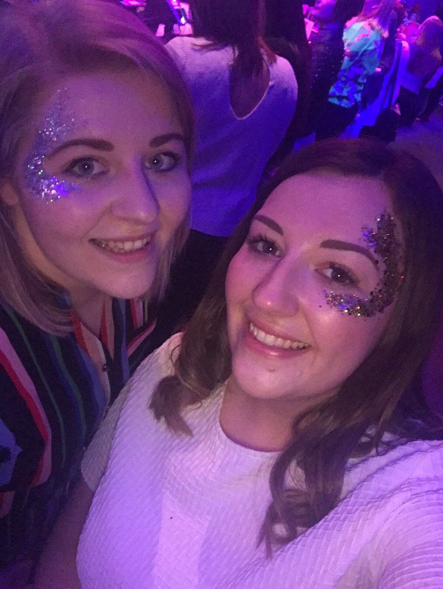 kattokit's tweet photo. @samsmithworld we are ready for you!! Come say hi! #skybackstage #o2 #SamSmith #thisisthebestdayofmylife #thrillofitall https://t.co/zQxQxlW5jh