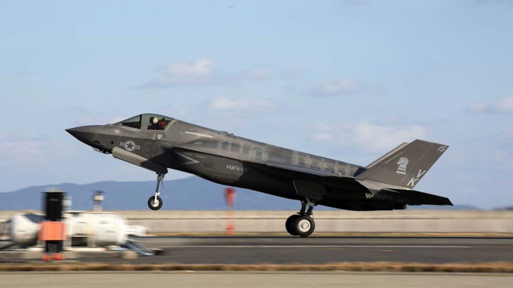 defpostmedia's tweet image. #F35BLightningII Aircraft Arrives at #MacDillAFB As It Prepares to Enter #CENTCOM AOR. defpost.com/f-35b-lightnin…