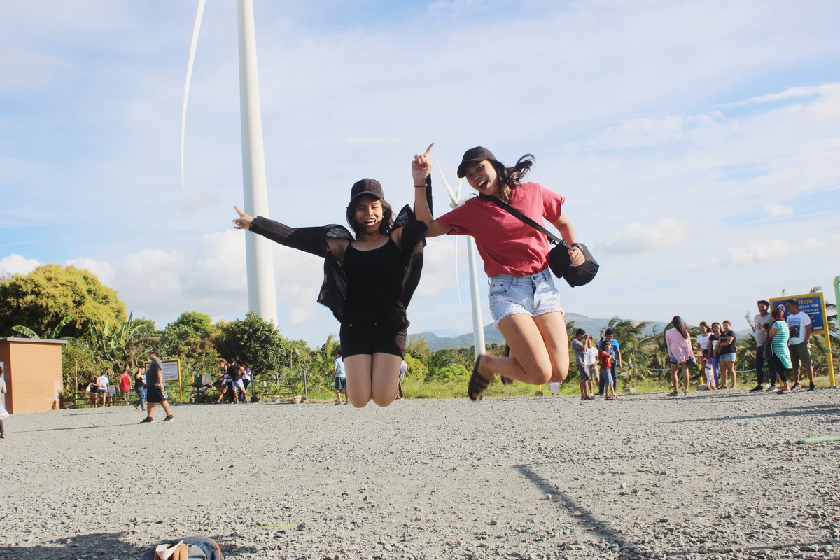 cathy161102's tweet photo. Bestfriends forever♡♡♡ @Hollyyy608
#TanayRizal #Adventurer #Explorer #Traveller★✩★ https://t.co/u7XDyxE7Zy