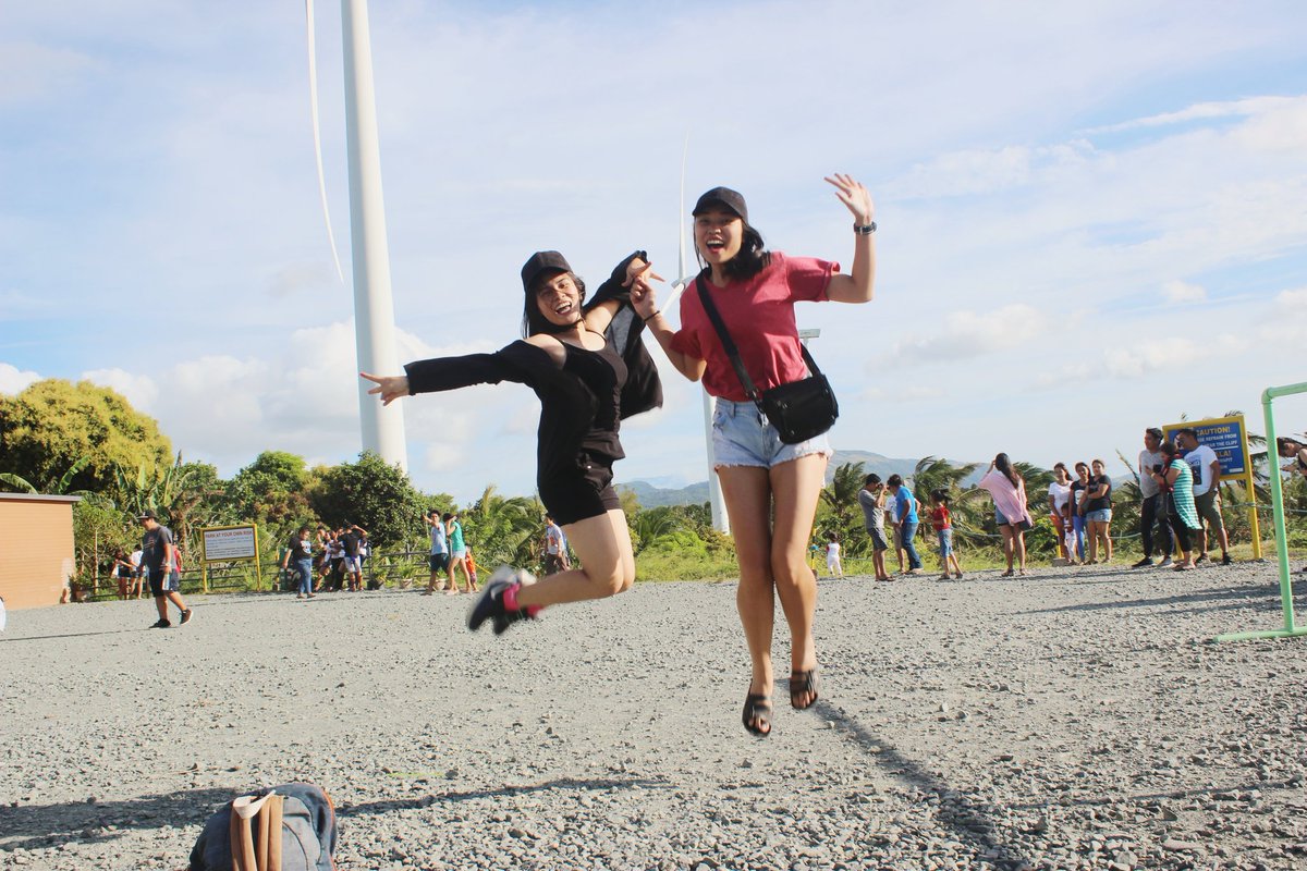 cathy161102's tweet photo. Bestfriends forever♡♡♡ @Hollyyy608
#TanayRizal #Adventurer #Explorer #Traveller★✩★ https://t.co/u7XDyxE7Zy