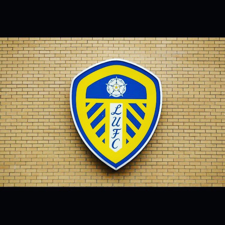 MoreishM's tweet photo. Absolutely over the moon with the phone call just received from Leeds United @MoreishM will now be supplying Leeds United u23s with their away travel food starting this Sunday 👌 absolutely buzzing it’s been a crazy few weeks but worth every minute #alaw #familyrun #twobrothers https://t.co/GMOC1uPm1V
