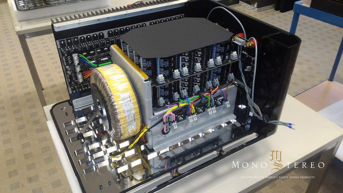 Berny2876's tweet photo. #AnalogDomain The Apollo Mk III 4KW #monoblock power #amp... https://t.co/tLuLl32aLc