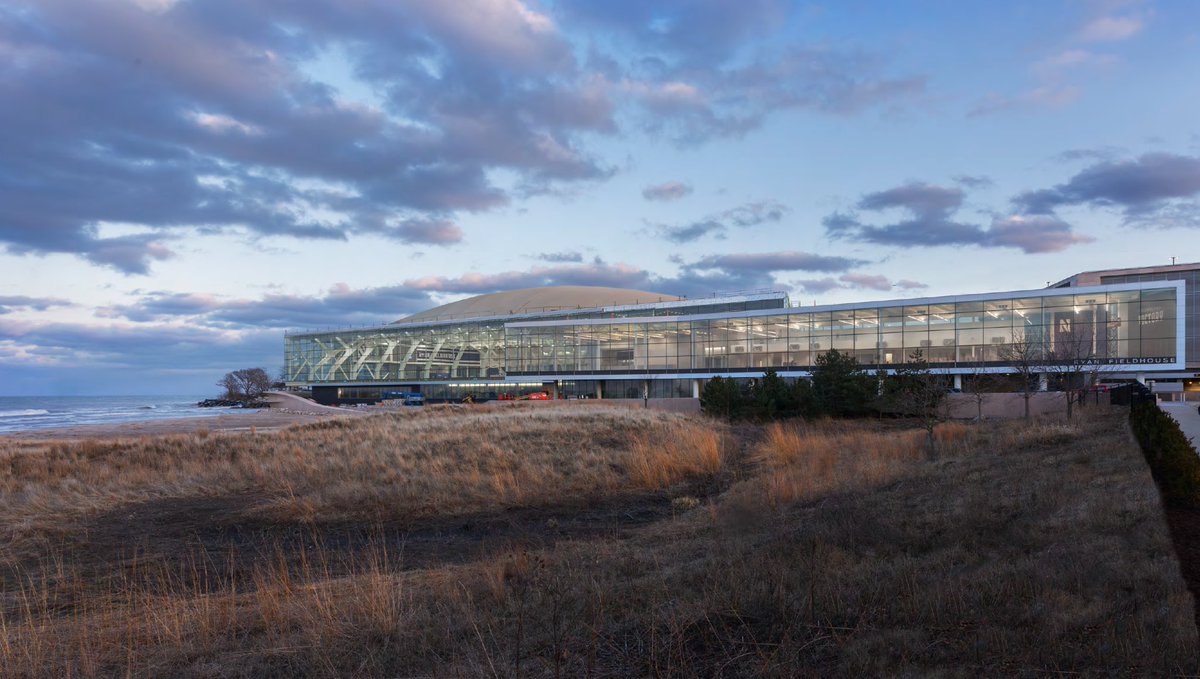 darrenrovell's tweet photo. Pictures of Northwestern’s new athletic facility and football practice field on the Lake Michigan shore. https://t.co/ctnzzXVLkG