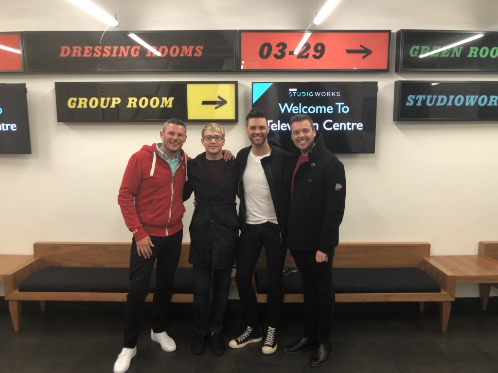 CarlAustinBehan's tweet photo. Great to meet @TomHolland1996 & @kylieminogue last night #BBCTelevionCentre for the new series of @TheGNShow on @BBC0NE tonight with @grahnort at 10.35pm @Si_AustinBehan @Richiebaby1987 great to see the beautiful building / studios again ๐๐โค๏ธ๐๐ #forkerryann https://t.co/bLDCEKlnG8