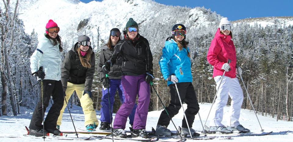 LakePlacidAdk's tweet photo. The ski season has been extended until April 15th. Thank you mother nature, thank you. #SkiADK #MeetMeInLP #PerfectDayADK #springskiing #Adirondacks #AdksUSA #LakePlacid #LPSpringBreak #Whiteface https://t.co/UR57C2pfPa