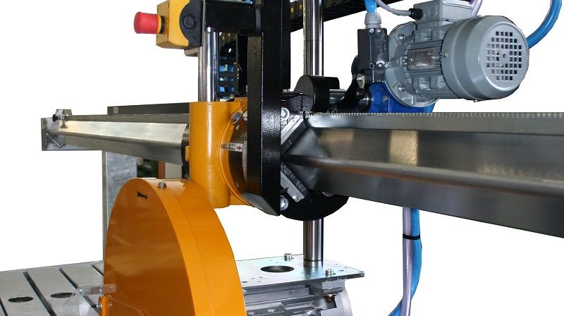 Achilli_srl's tweet photo. TFM automatic #bridgesaw for #stoneslabs and thick pieces, equipped with a special design beam providing the utmost #accuracy! Customizable according to customer requirements https://t.co/S2BEYDOWa9 #stone #stonemachine #MadeInItaly #naturalstone #machinery #achilli https://t.co/bg9NMWQzvv