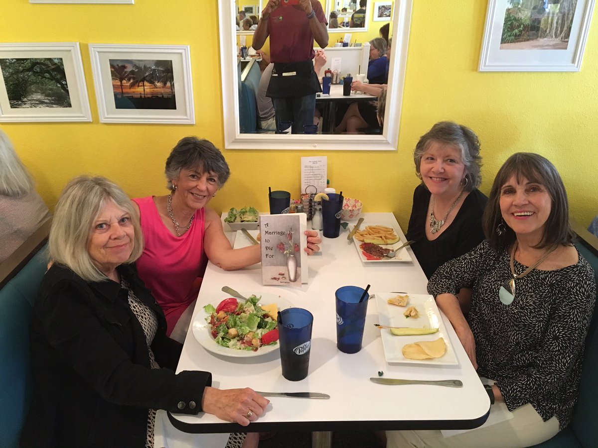 GerriLeClerc's tweet photo. Having lunch at the Lemon Tree with my book helpers!# writing#publisihing https://t.co/gSL2jIIToM