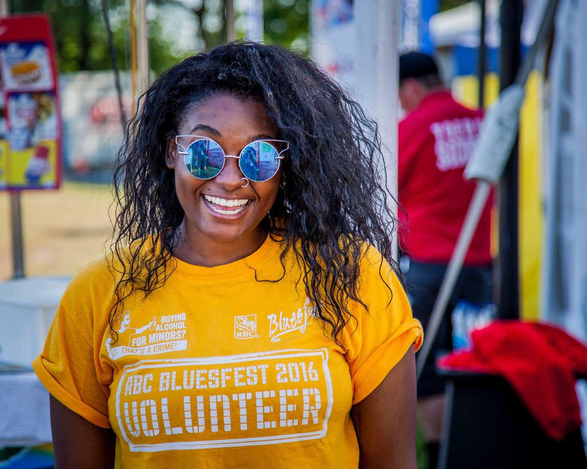 Volunteers_Fest's tweet photo. [ VOLUNTEER ] @ottawabluesfest RBC Royal Bank Bluesfest - CANADA - JULY 5-15, 2018

APPLY HERE : https://t.co/drRUVlBQ6S https://t.co/ppKW1RsNs4